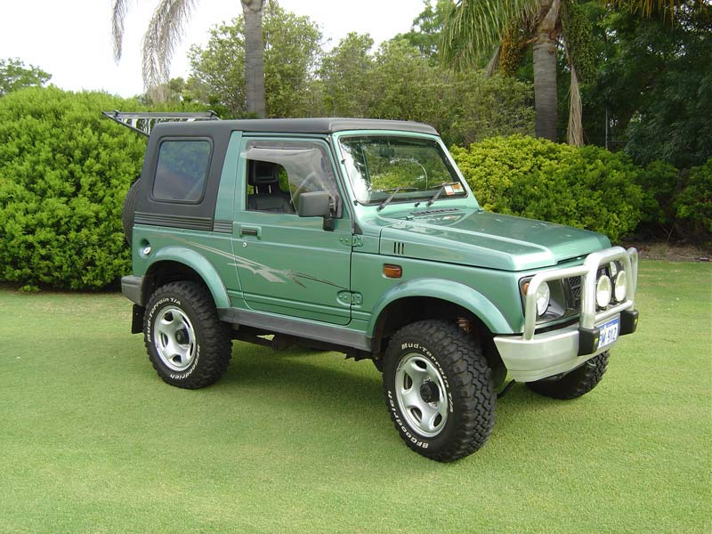 Suzuki Samurai Автомобили Suzuki в Москве: Suzuki Samurai. Suzuki Samurai в Москве.