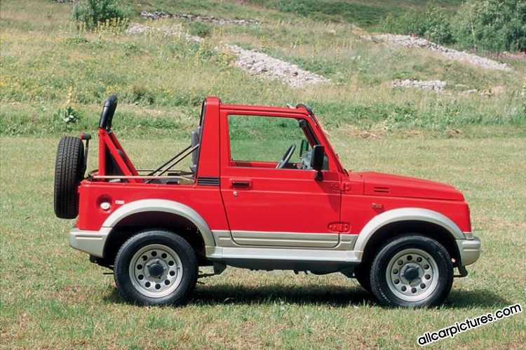 Suzuki Samurai Автомобили Suzuki в Москве: Suzuki Samurai.