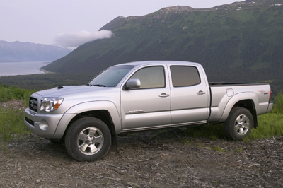 Toyota Tacoma Тест-драйв Toyota Prius Hybrid - Toyota Tacoma. Узнай все о Toyota Tacoma.