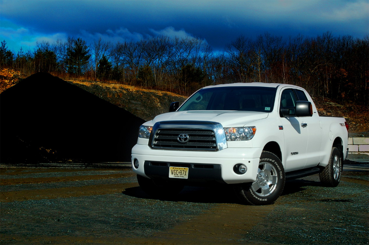 Toyota Tundra Новые и БУ Toyota Tundra: Toyota Tundra. ТО и ремонт Toyota Tundra.