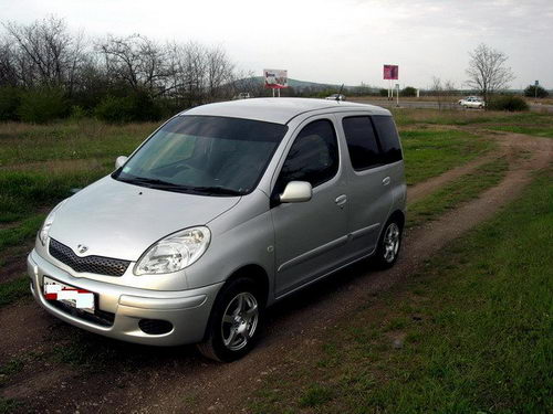 Toyota Funcargo Продажа TOYOTA FUNCARGO - Toyota Funcargo. Топ-10 Фирм по залогу авто.