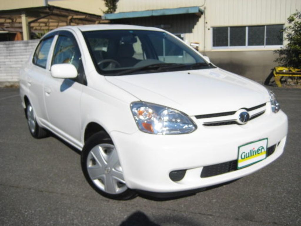 Toyota Platz Тест-драйв Toyota Prius Hybrid - Toyota Platz. Toyota Книга руководство.