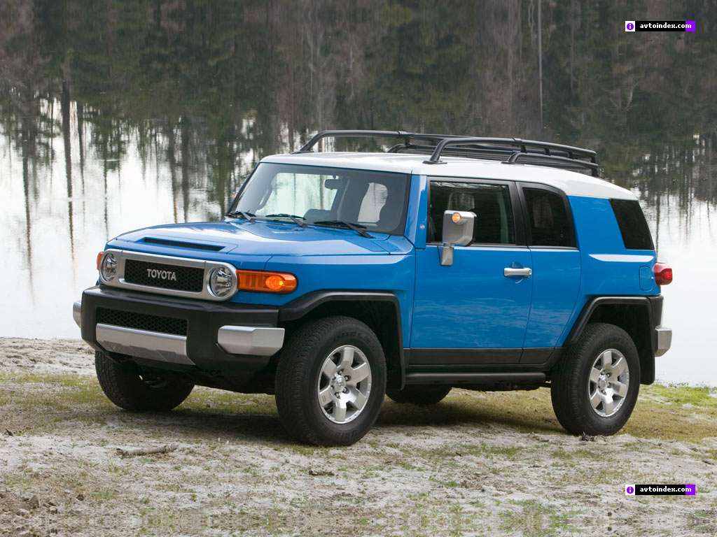 Toyota FJ Cruiser Новые TOYOTA 2008 г: Toyota FJ Cruiser.