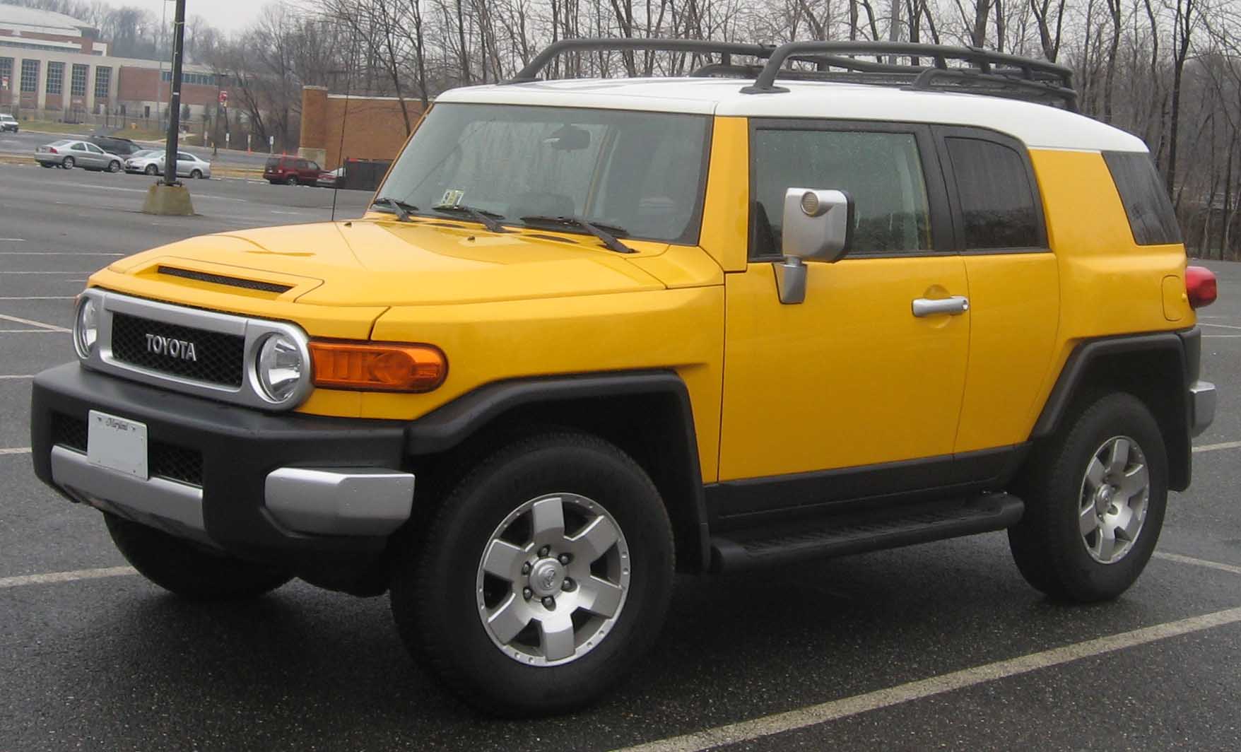 Toyota FJ Cruiser FJ CRUISER в каталоге Luxury авто - Toyota FJ Cruiser.