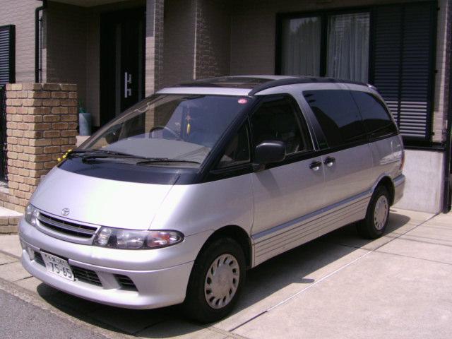 Toyota Estima Тест-драйв Toyota Prius Hybrid - Toyota Estima.