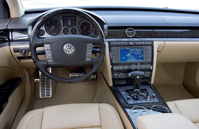 Volkswagen Phaeton W12 Узнай все о Volkswagen Phaeton - Volkswagen Phaeton W12.