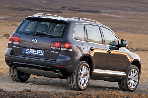 Volkswagen Touareg Подарки к новому Touareg: Volkswagen Touareg. Полный привод 2.