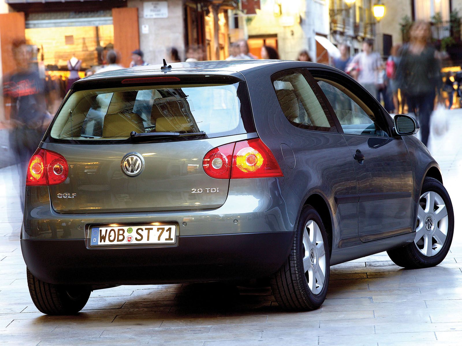 Volkswagen Golf V Volkswagen Golf - Volkswagen Golf V. Golf. Скидки.