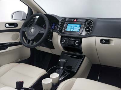Volkswagen Golf Plus Зимнее вождение от Porsche - Volkswagen Golf Plus.