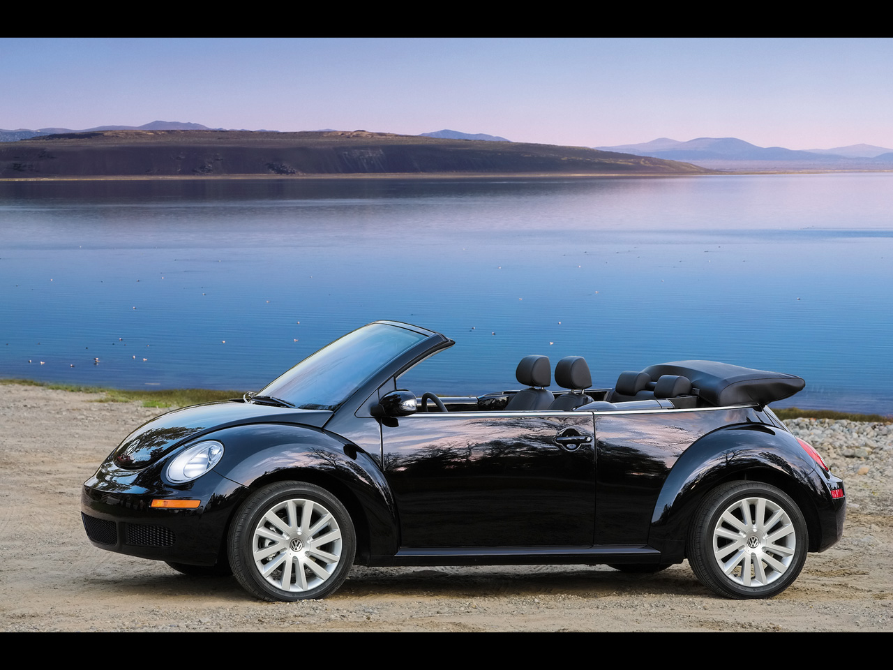 Volkswagen New Beetle Volkswagen beetle в продаже: Volkswagen New Beetle. Топ-10 Фирм по залогу авто.