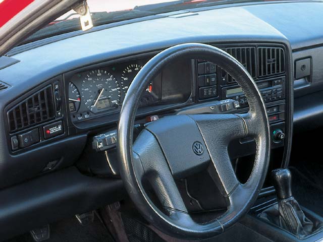 Volkswagen Corrado Тест-драйв Volkswagen Passat - Volkswagen Corrado.