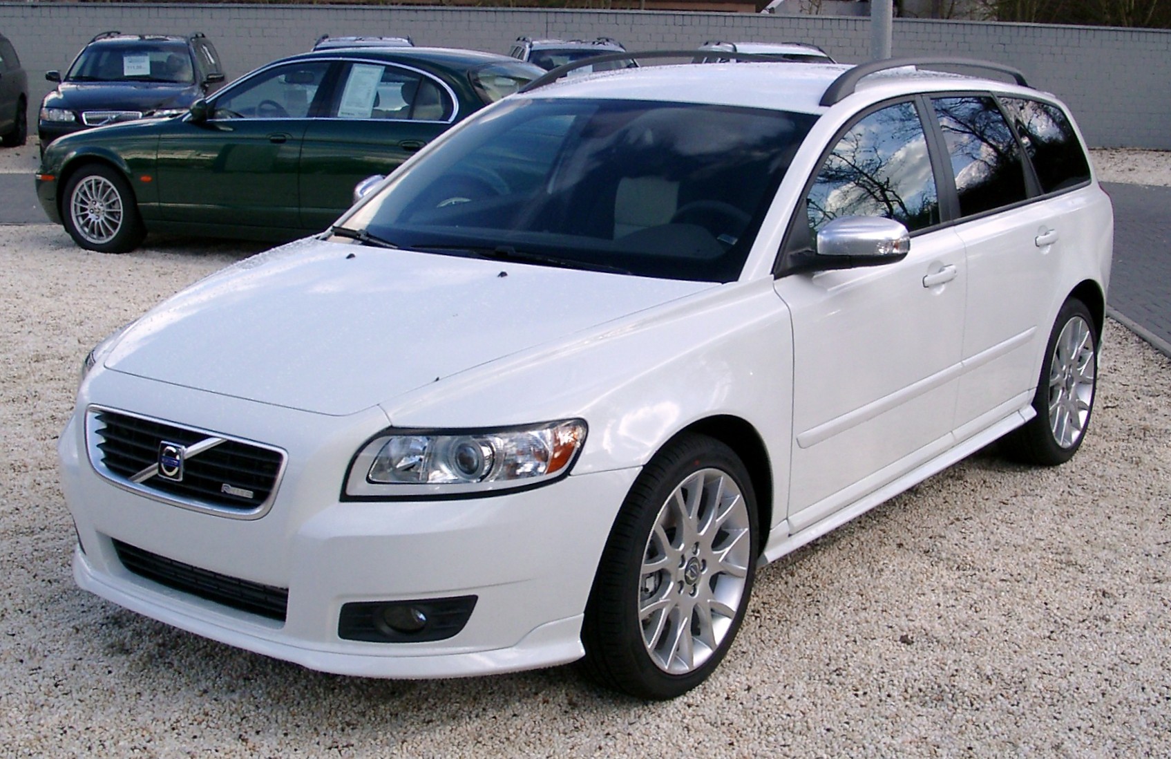 Volvo V50 Доска бесплатных объявлений - Volvo V50. Лучший грузовик 2010 г. Голосуй.