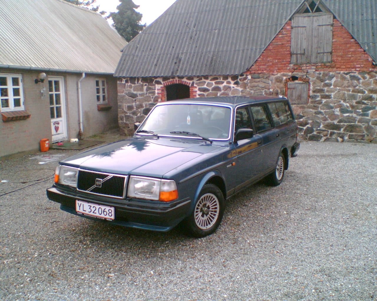 Volvo 245 Все про залог Авто - Volvo 245. Фотографии автомобилей.