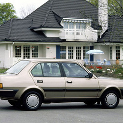 Volvo 360 Доска объявлений - AutoRepo: Volvo 360.