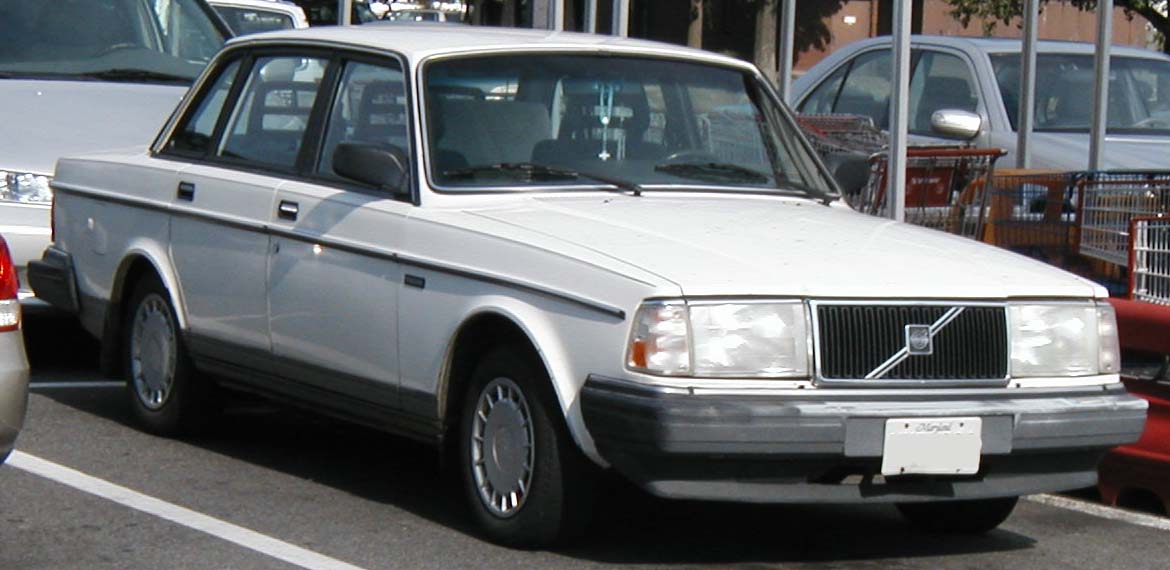 Volvo 240 Volvo 240 в Москве: Volvo 240.