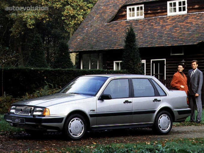 Volvo 460 Цена на подержанное авто Volvo 460.