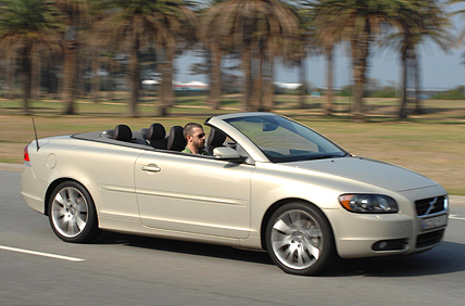 Volvo C70 Подать объявление: Volvo - Volvo C70. Ищете Volvo C70?